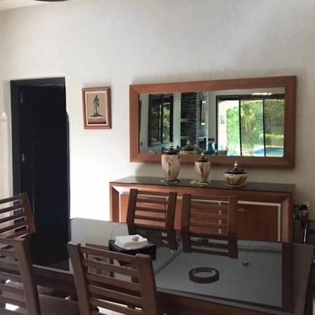 Magnifique Villa Avec Piscine Chauffee Que Pour Famille Marrakesh Bagian luar foto