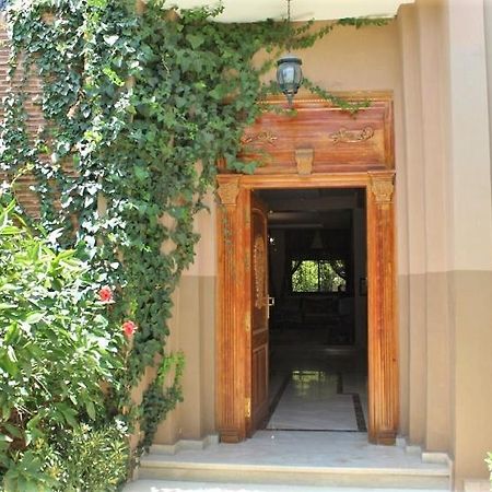 Magnifique Villa Avec Piscine Chauffee Que Pour Famille Marrakesh Bagian luar foto