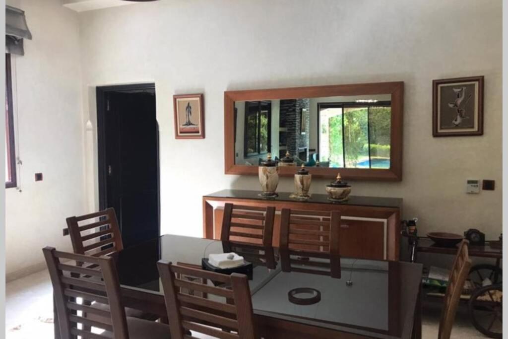 Magnifique Villa Avec Piscine Chauffee Que Pour Famille Marrakesh Bagian luar foto