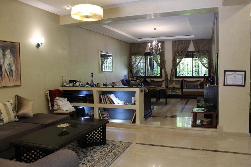 Magnifique Villa Avec Piscine Chauffee Que Pour Famille Marrakesh Bagian luar foto
